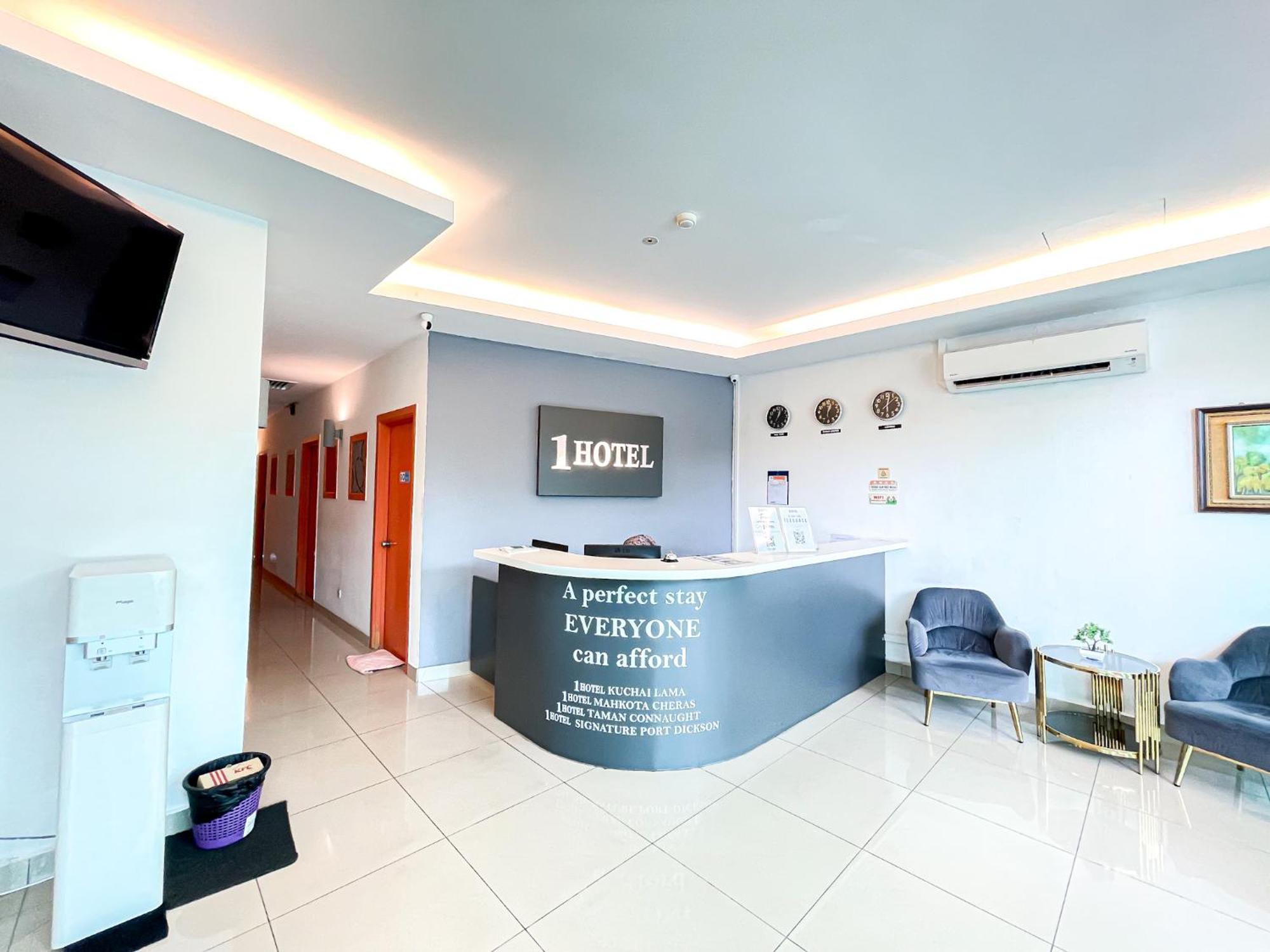 1 Hotel Mahkota Черас Экстерьер фото